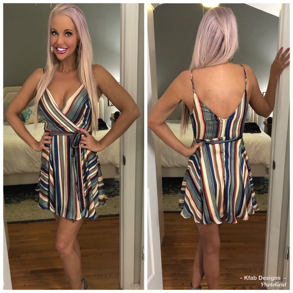 LAST 1! ❤️Amazing Multi Stripe Self Tie Dress! - Picture 3 of 7